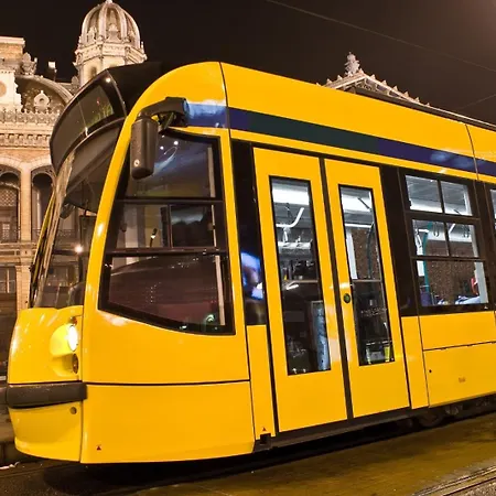 Cozy&comfy Drum 3 Bedrooms And Ac * 布达佩斯