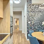 Cozy&comfy Drum 3 Bedrooms And Ac * Budapest